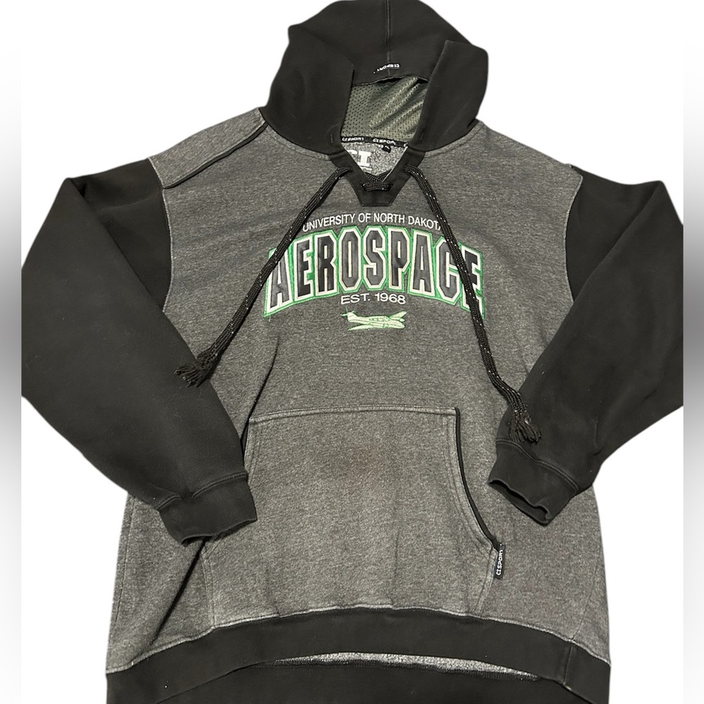 Uni of North Dakota Sweater